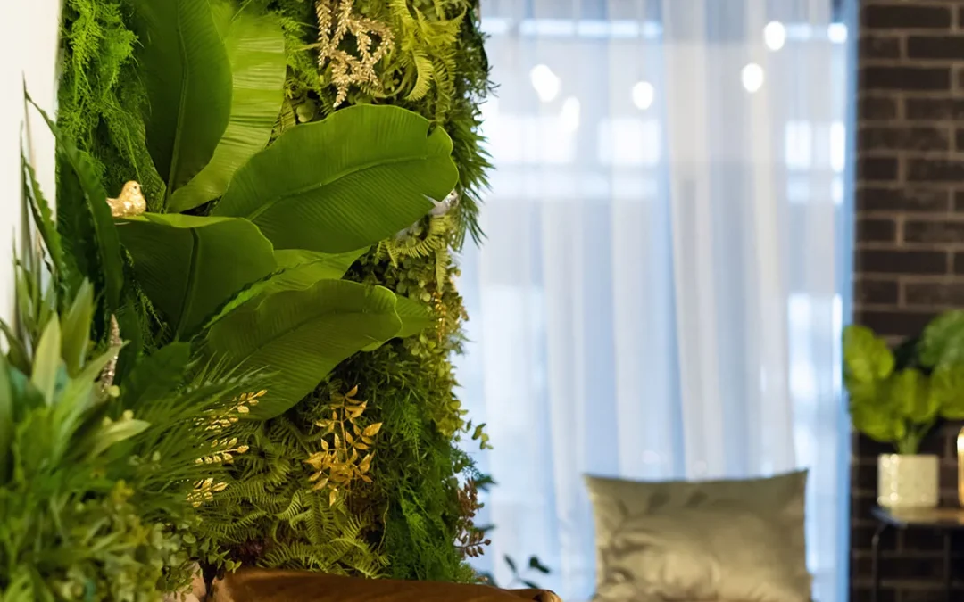 เฟิร์นปลอมและจัดสวนแนวตั้ง สำหรับตกแต่งคาเฟ่และออฟฟิศสมัยใหม่